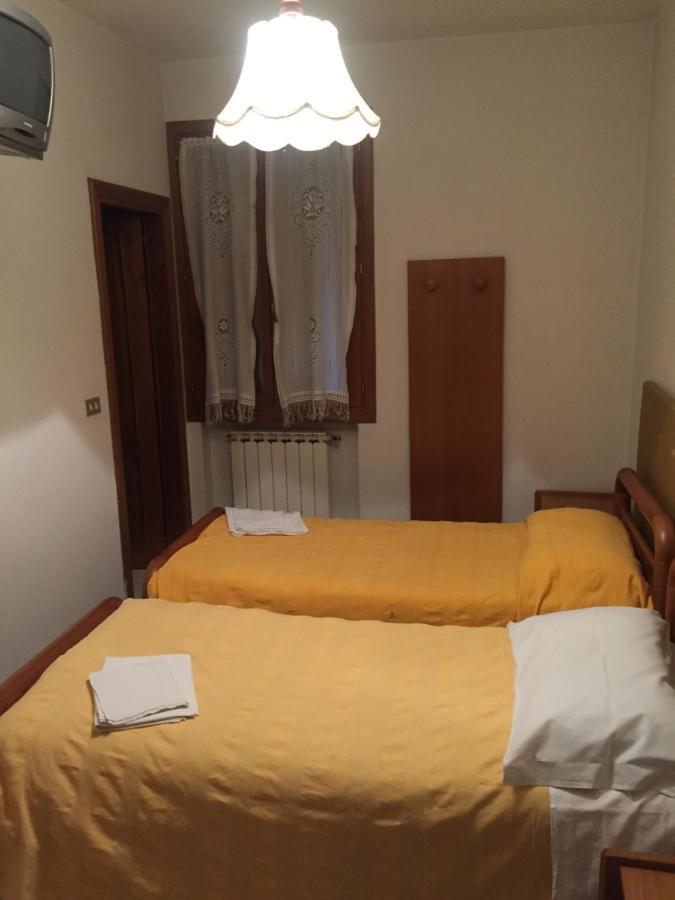Locanda Del Sole Montese ภายนอก รูปภาพ